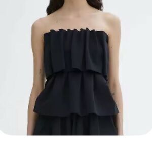 Elegant black Strapless Ruffle Top
